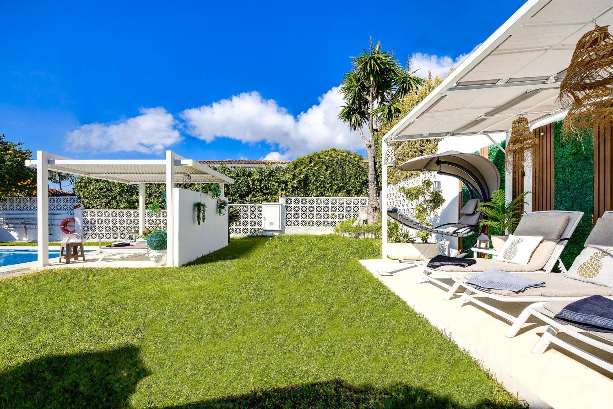 Villa Casacara Marbella Beachside Costabella -Spain Экстерьер фото